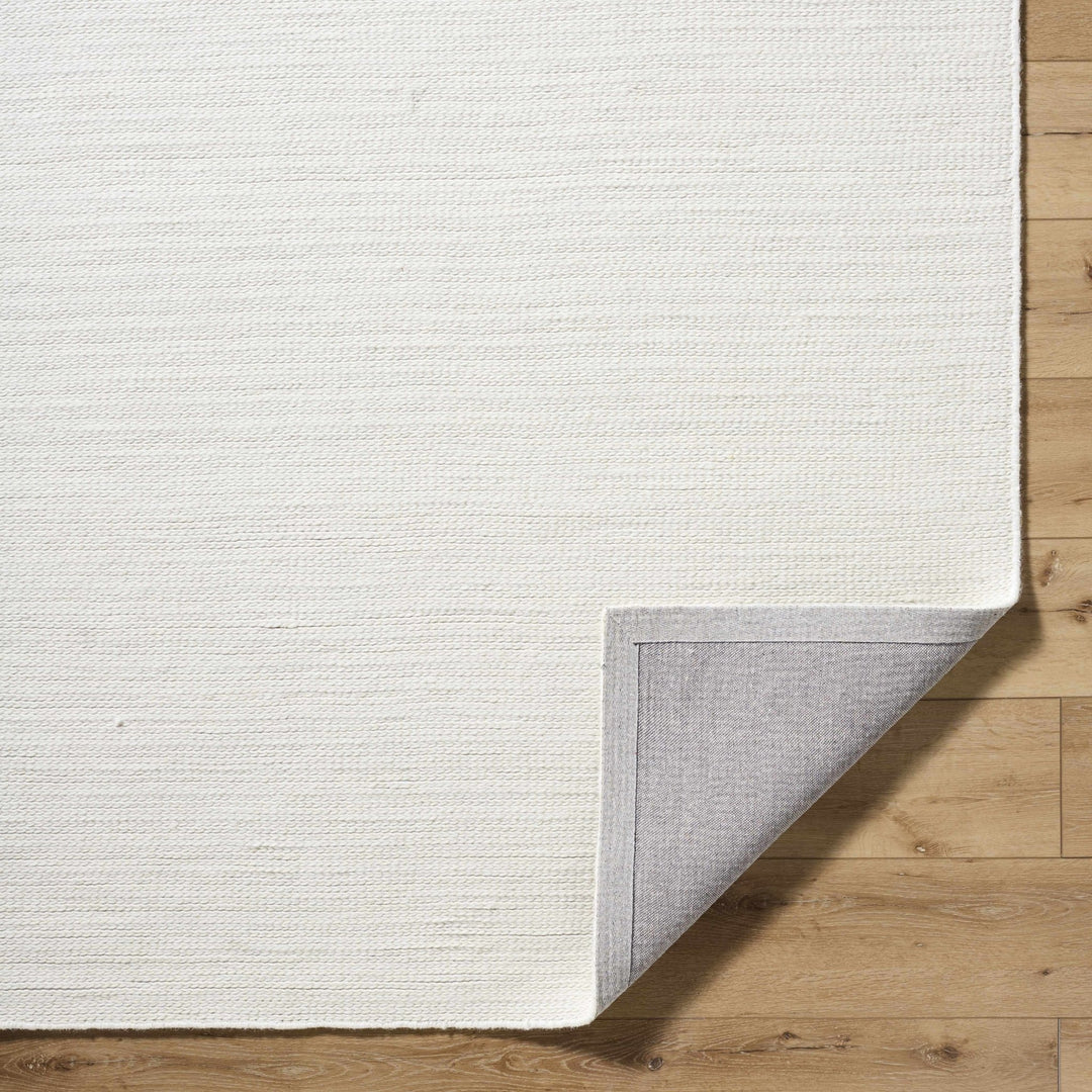 Alyra Modern White And Silver Wool Rug - The Rug Decor