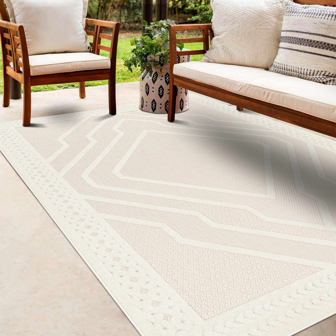 Anja Contemporary Geometrical Peach And Ivory Rug - The Rug Decor