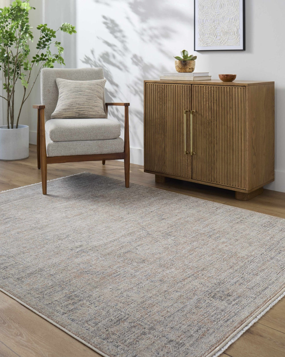 Anomie Traditional Beige And Gray Area Rug - The Rug Decor