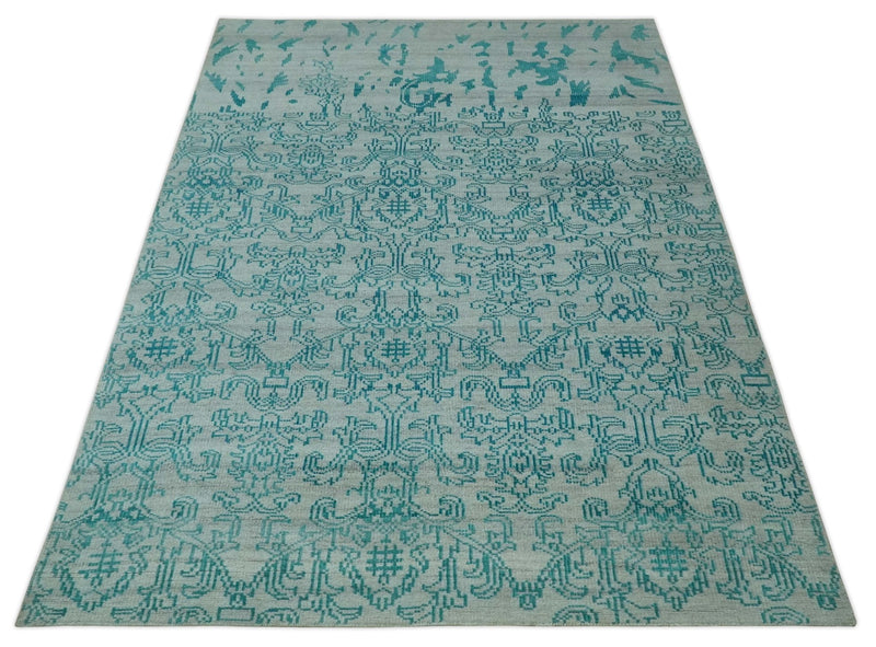 Antique design 6.5x10 Silver and Blue Traditional Hand Knotted wool Area Rug - The Rug Decor