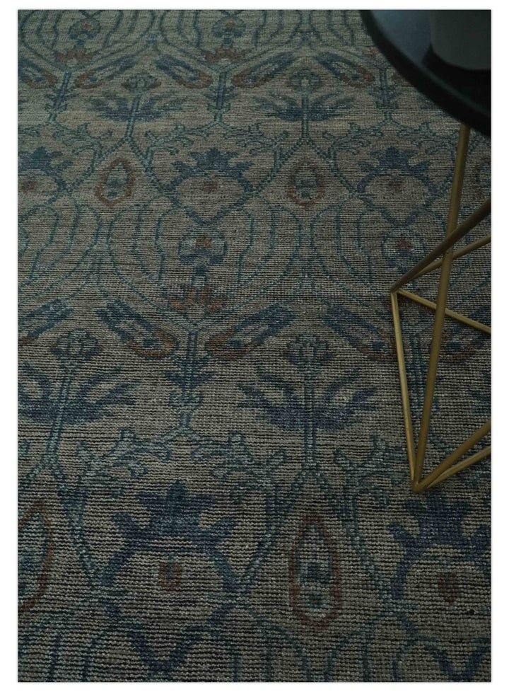 Antique look Gray, Taupe and Gray 8x10 Traditional Design wool Rug - The Rug Decor
