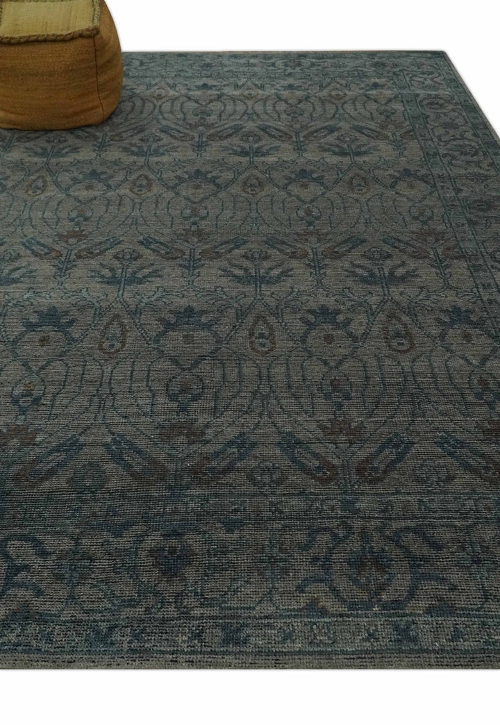 Antique look Gray, Taupe and Gray 8x10 Traditional Design wool Rug - The Rug Decor