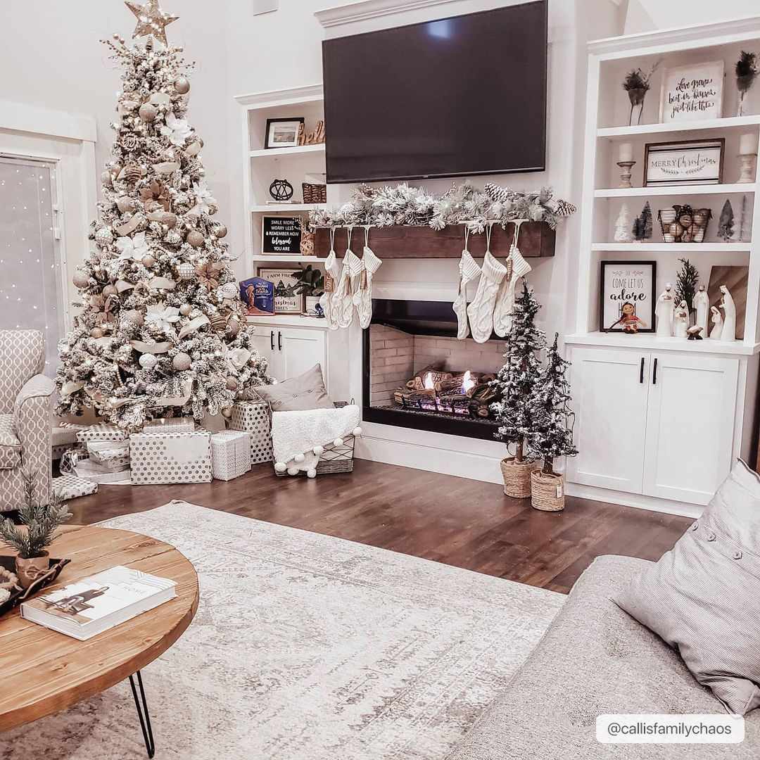 Antique Style Gray, Ivory and Charcoal Traditional Heriz Multi Size Area Rug - The Rug Decor