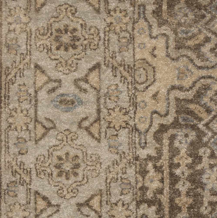 Arlington Traditional Beige And Brown Area Rug - The Rug Decor