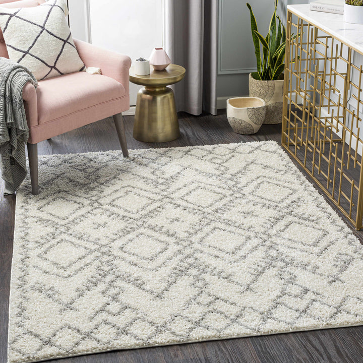 Atascadero Modern Geometrical Design Ivory And Gray Area Rug