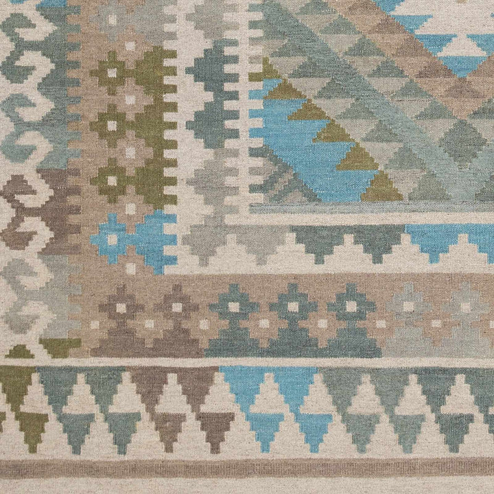 Auchterarder Traditional Style Brown And Blue Hand Woven Area Rug - The Rug Decor