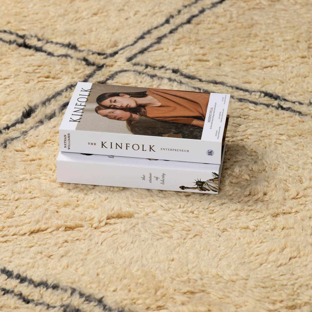 Audrey Contemporary Geometrical Beige And Black Rug - The Rug Decor