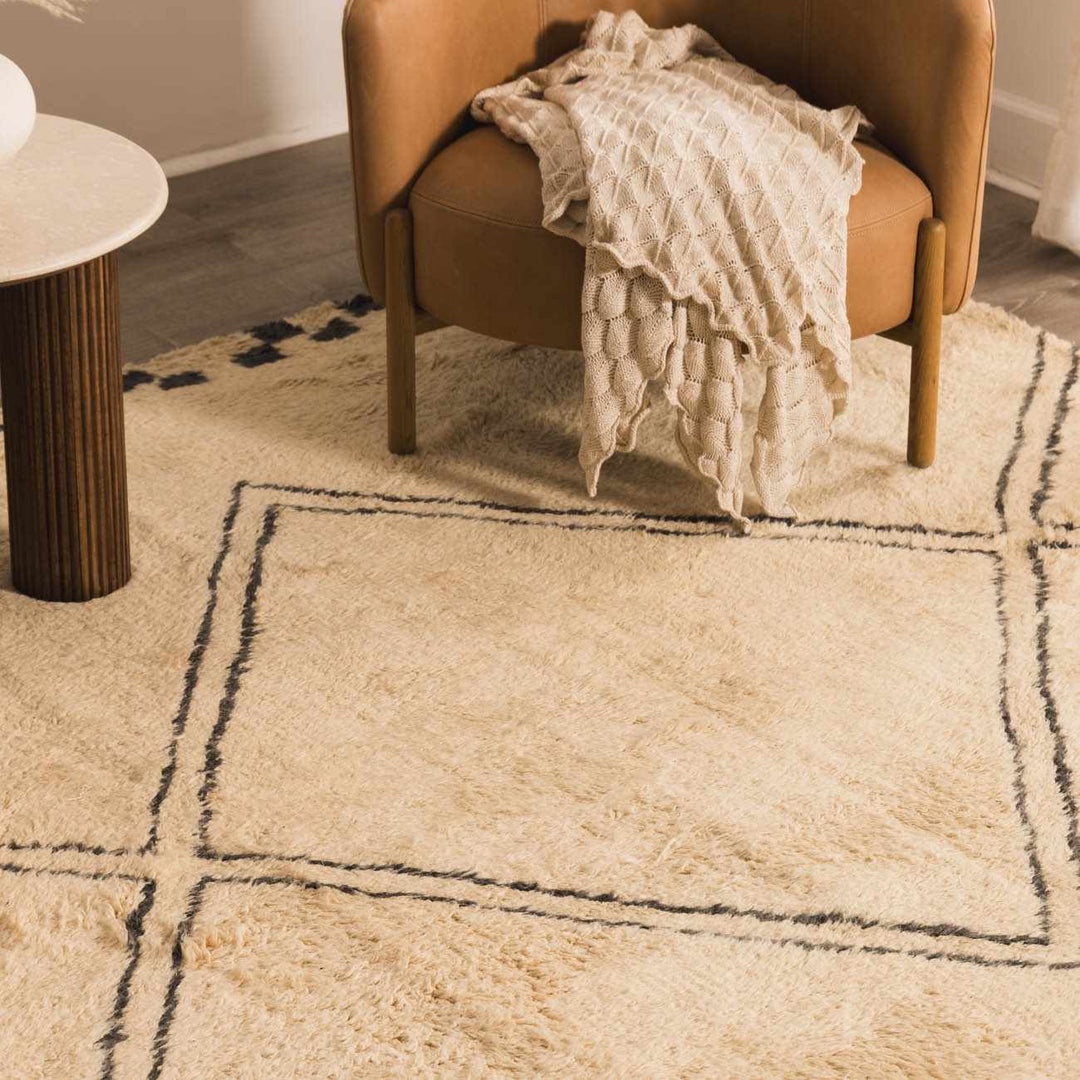 Audrey Contemporary Geometrical Beige And Black Rug - The Rug Decor