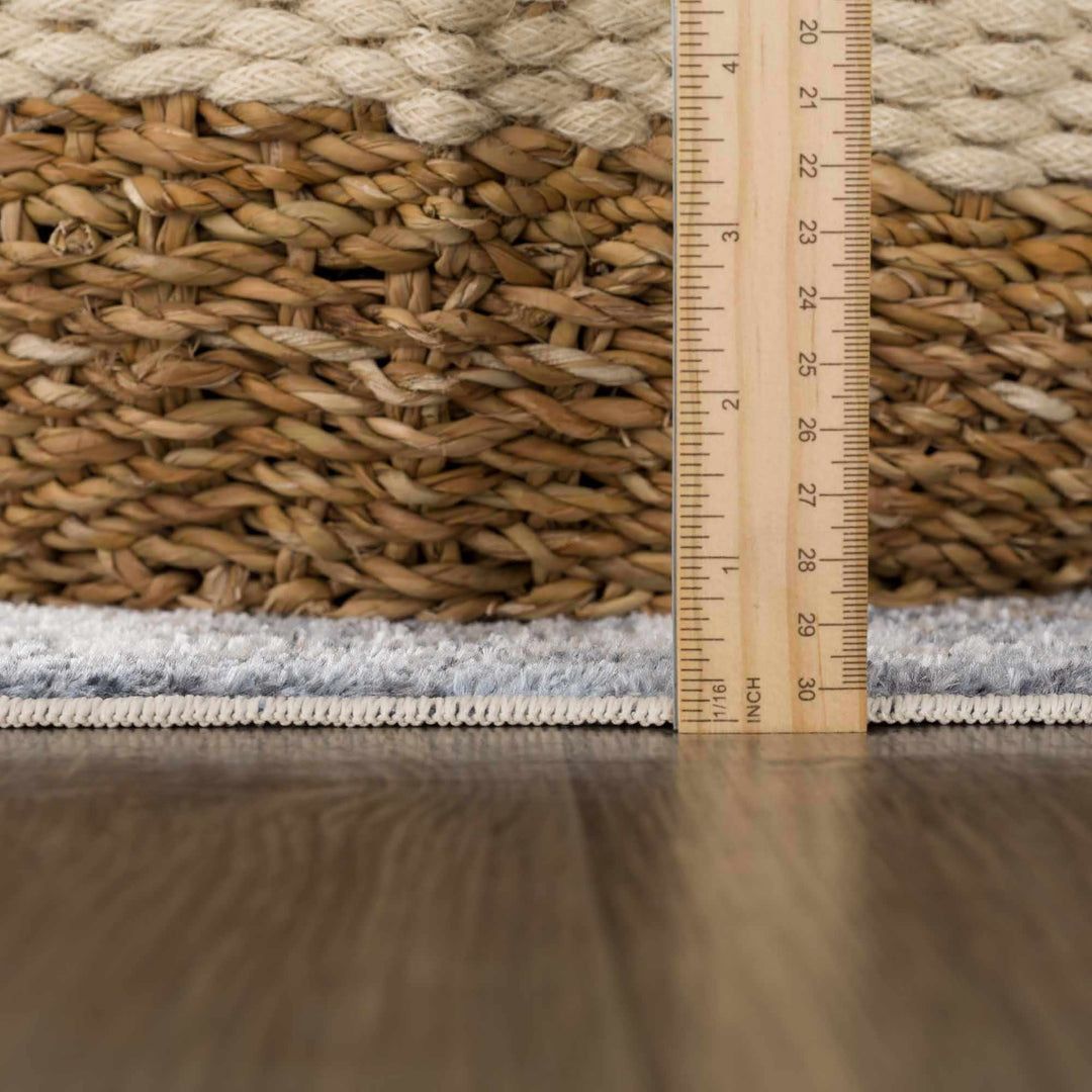 Aurum Traditional Style Ivory And Gray Washable Area Rug - The Rug Decor