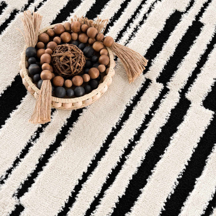Bansi Modern Style Ivory And Black Area Rug - The Rug Decor