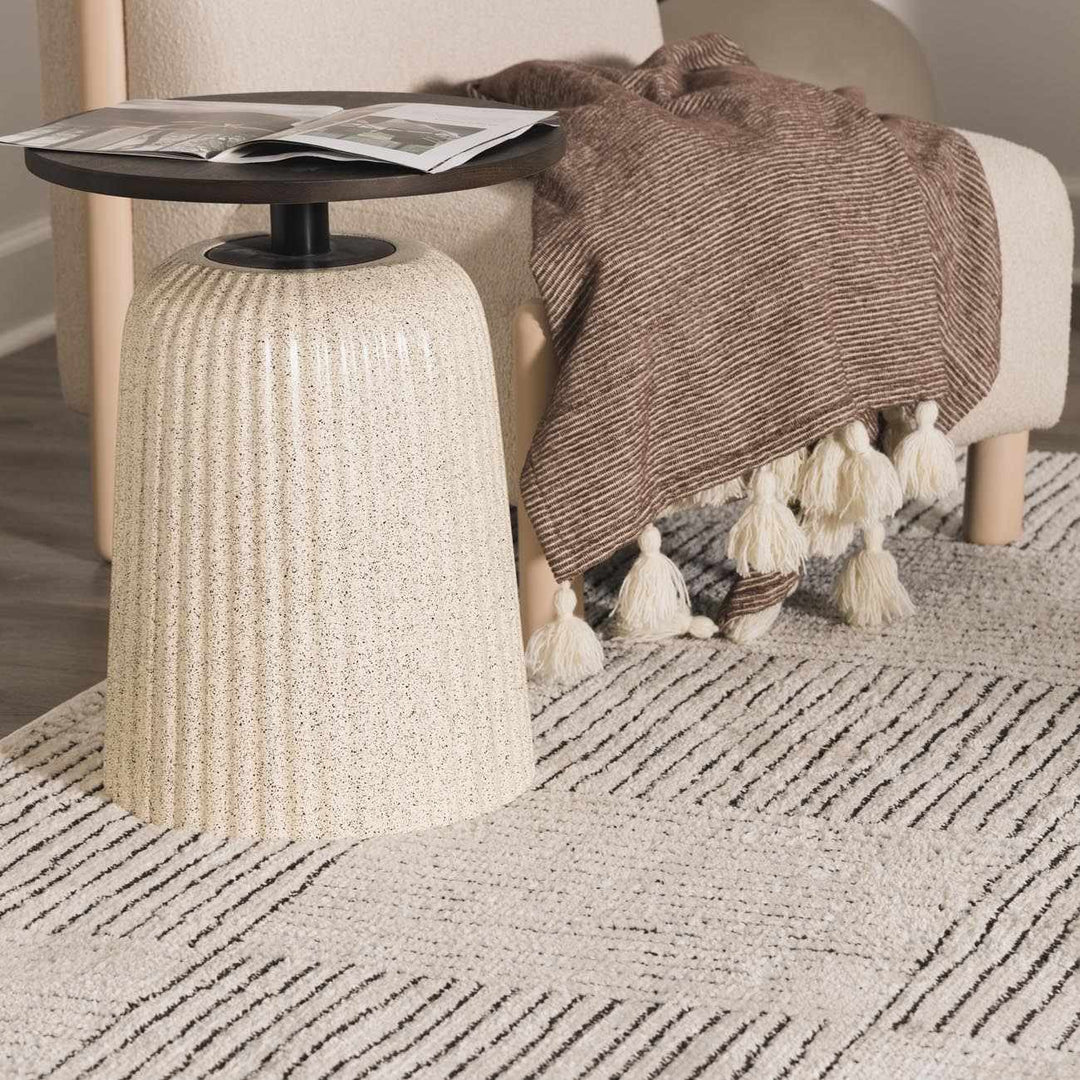 Basira Geometrical Ivory And Black Machine Woven Rug - The Rug Decor
