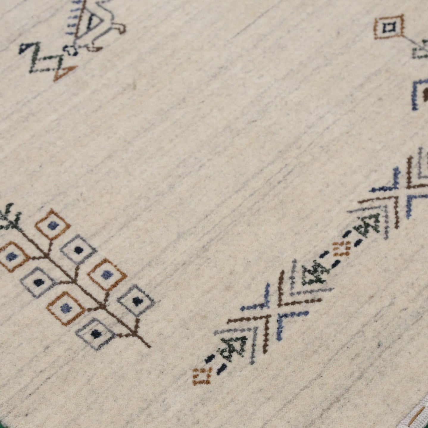 Beige Center Medallion Design Hand Loomed Wool Area Rug - The Rug Decor