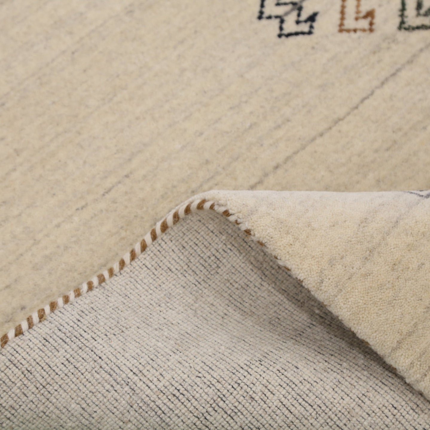 Beige Center Medallion Design Hand Loomed Wool Area Rug - The Rug Decor