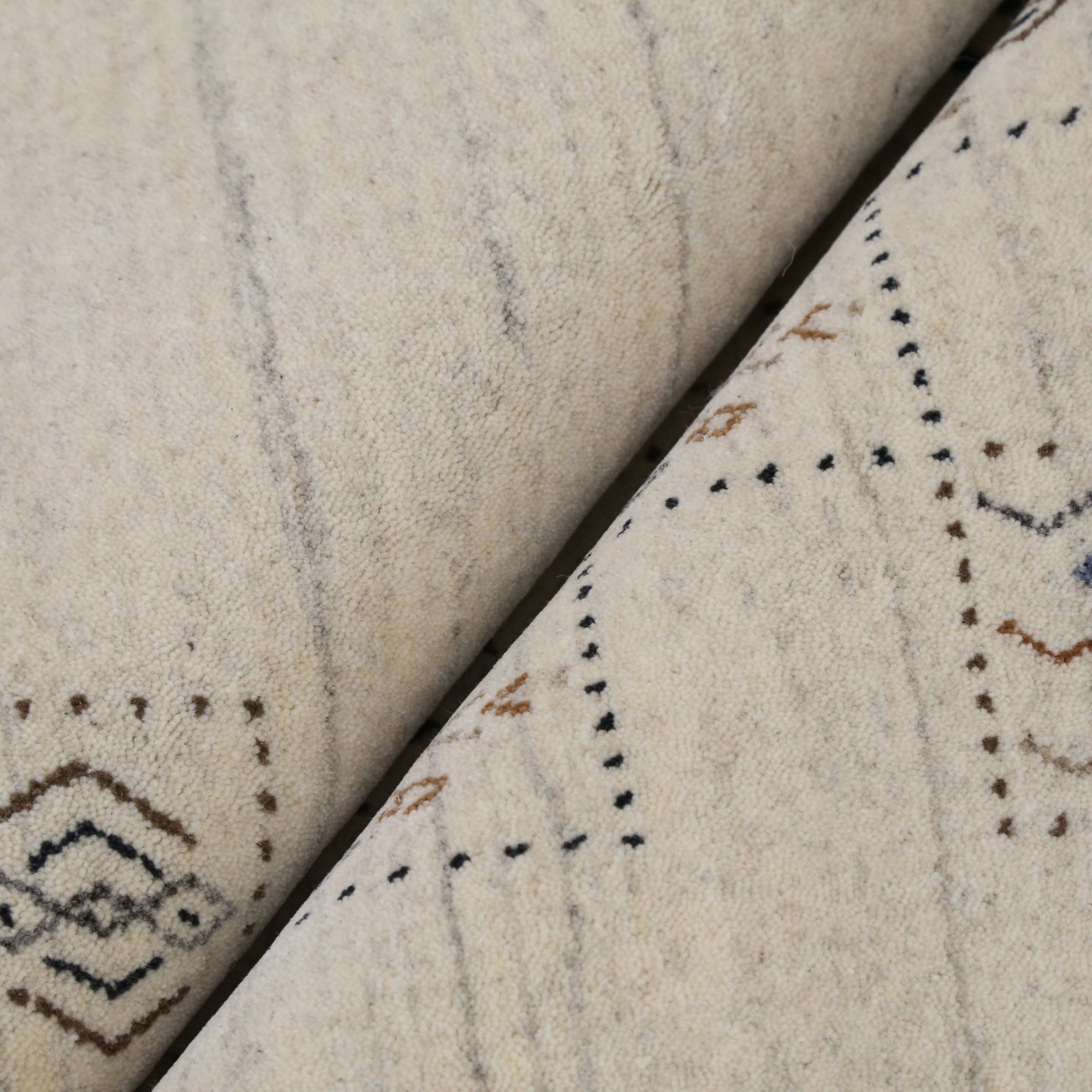 Beige Tribal Design Hand Loomed Wool Area Rug - The Rug Decor