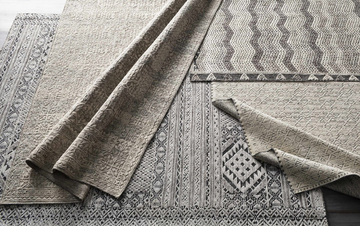 Belspring Modern Style Gray And Ivory Hand Knotted Area Rug - The Rug Decor