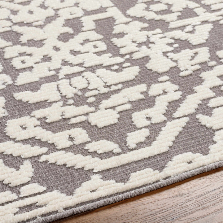 Beren Traditional Gray And Ivory Area Rug - The Rug Decor