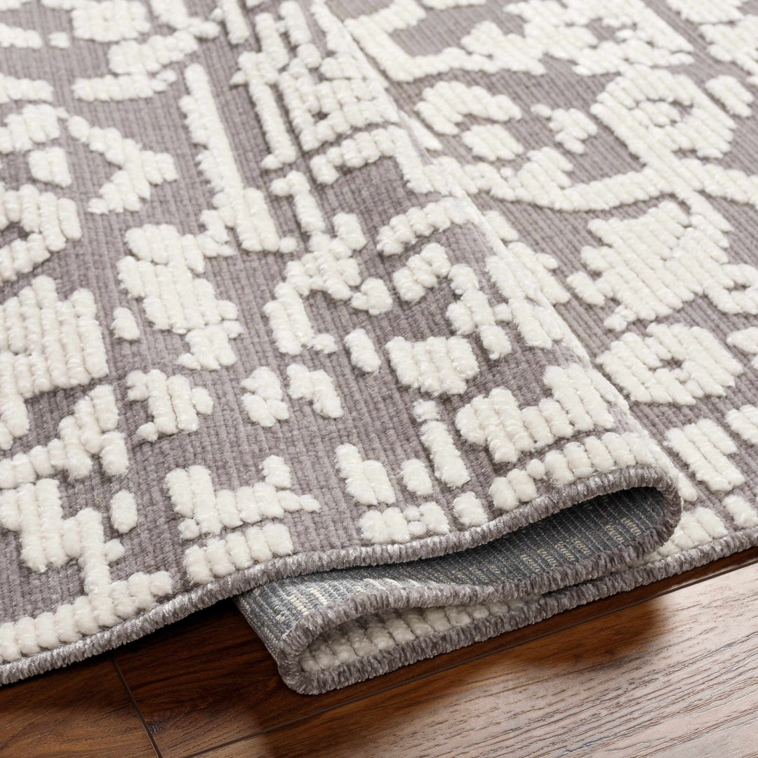 Beren Traditional Gray And Ivory Area Rug - The Rug Decor