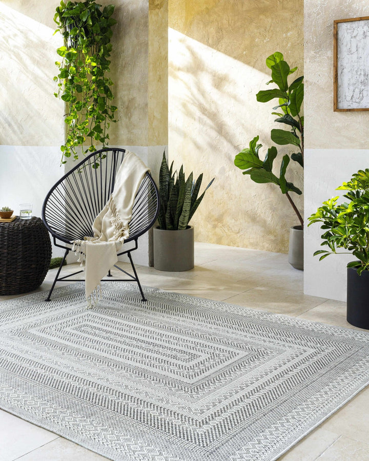 Bernal Transitional Design Gray Machine Woven Rug - The Rug Decor