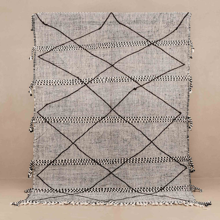 Black And White Contemporary Moroccan Design Hand Knotted 6.6x9.6 Wool Rug - The Rug Decor