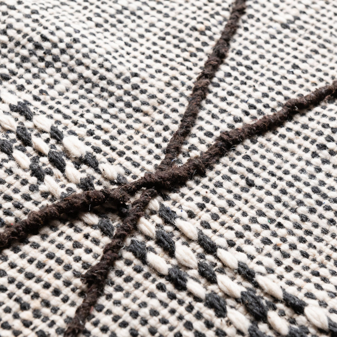 Black And White Contemporary Moroccan Hand Knotted 5x8.7 Wool Rug - The Rug Decor