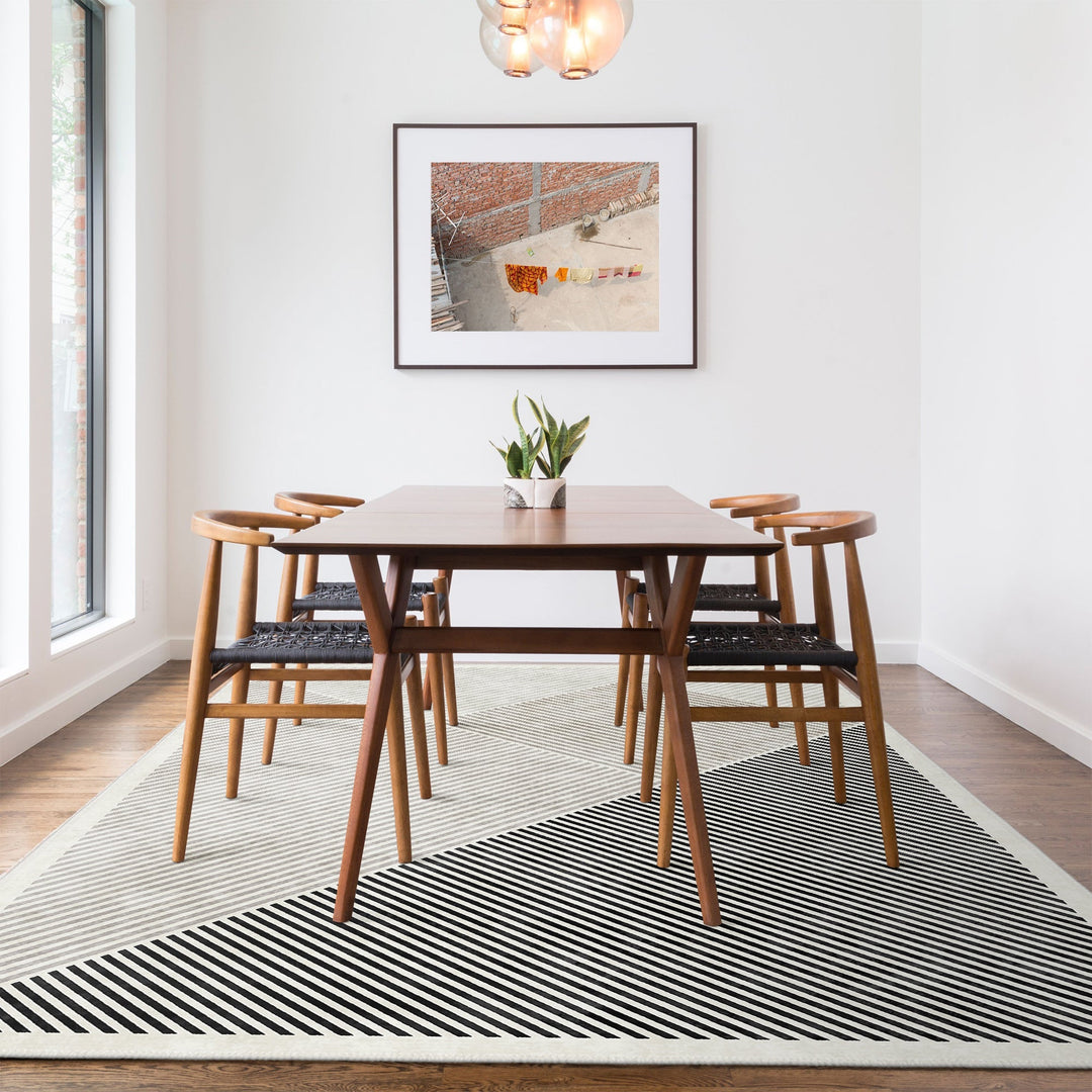 Black And White Modern Geometrical Machine Washable Cotton Area Rug - The Rug Decor