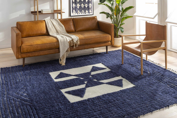 Billinge Modern Style Blue And Ivory Hand Knotted Area Rug