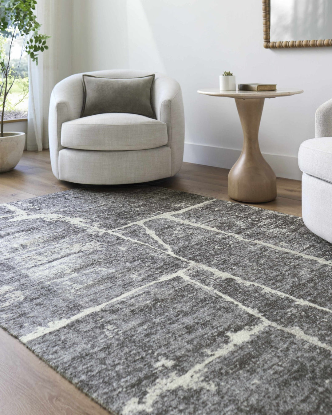 Breyon Modern Abstract Charcoal Hand Tufted Area Rug - The Rug Decor