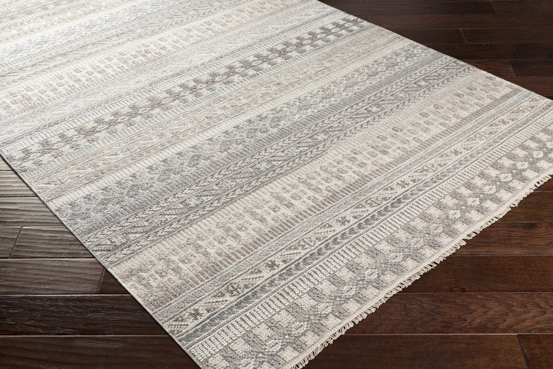 Beaverlett Traditional Gray And Ivory Hand Knotted Area Rug