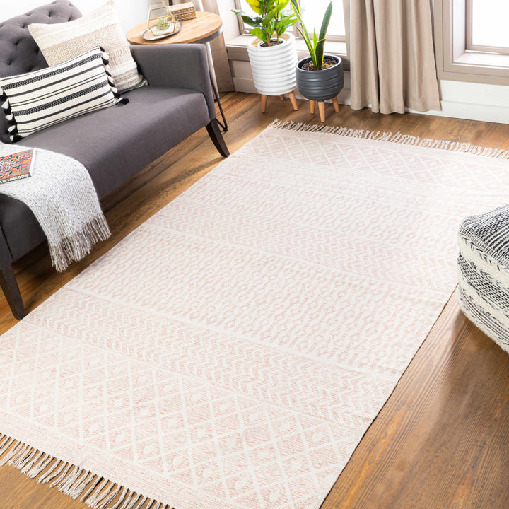 Beaverlodge Modern Geometrical Design Ivory And Pink Area Rug