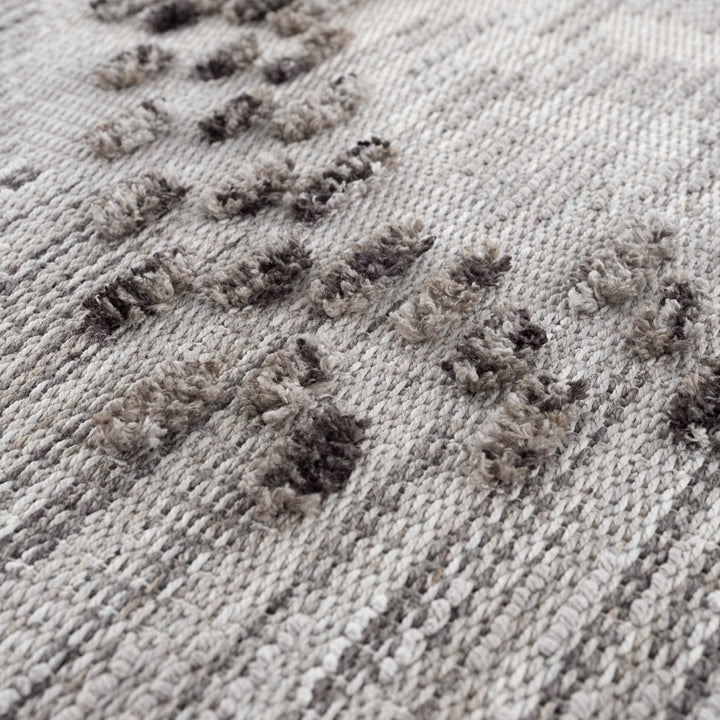 Cabarroguis Traditional Style Gray Area Rug - The Rug Decor