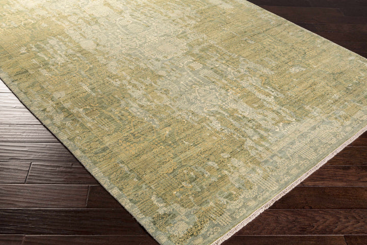 Caratunk Green Traditional Style Hand Knotted Wool Area Rug