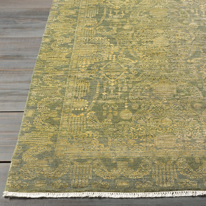 Caratunk Green Traditional Style Hand Knotted Wool Area Rug