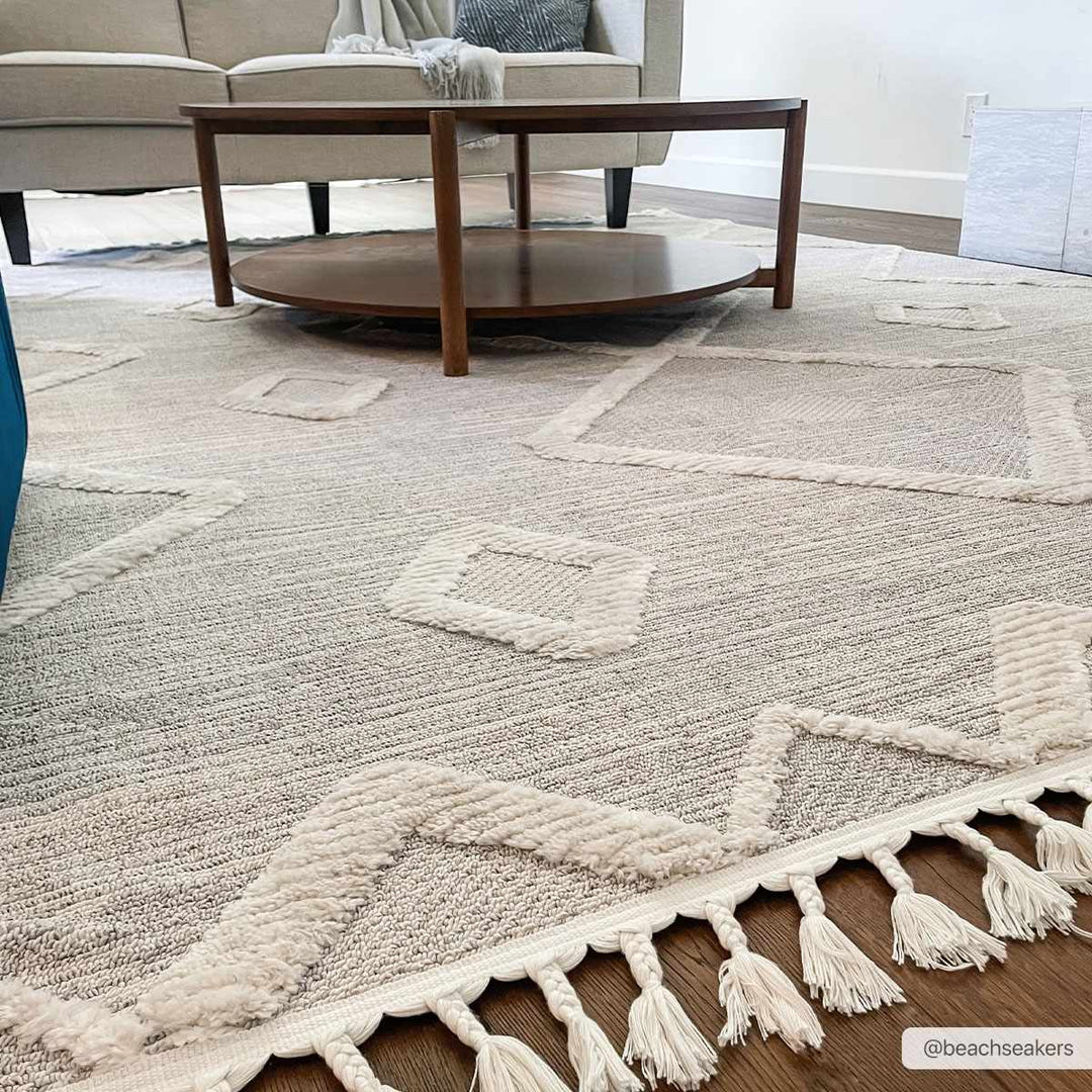 Cauldwell Modern Southwestern Gray And Ivory Rug - The Rug Decor