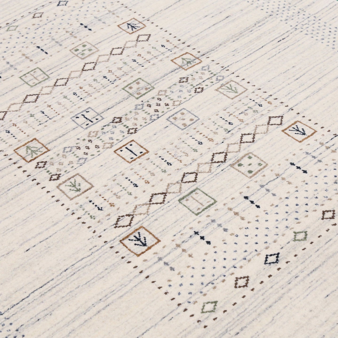 Center Pattern Natural Hand Loomed Wool Area Rug - The Rug Decor