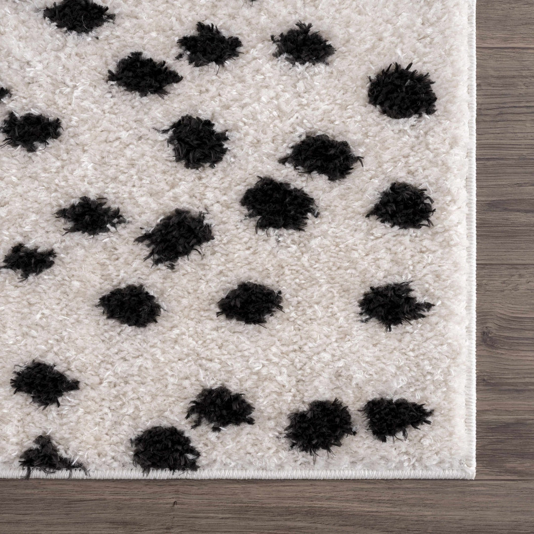Chaia Dotted Contemporary Ivory and Black Plush Pile Area Rug - The Rug Decor