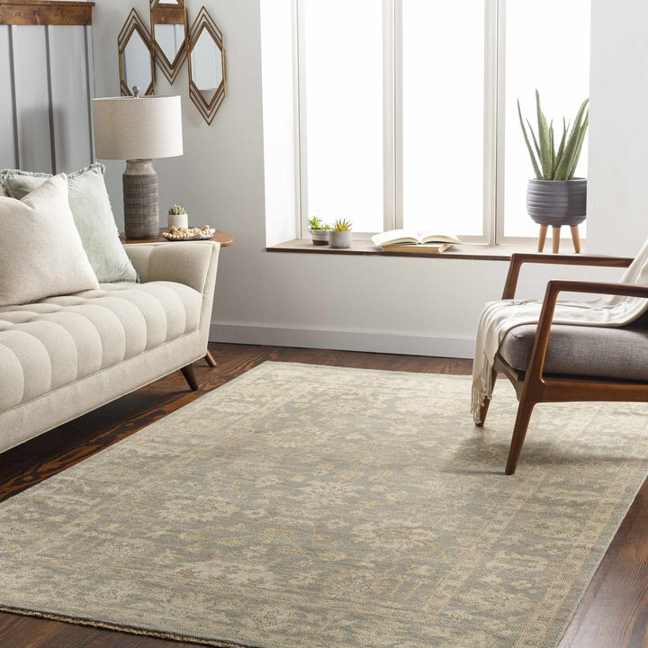 Chalgrove Traditional Floral Design Beige And Gray Hand Knotted Area Rug - The Rug Decor