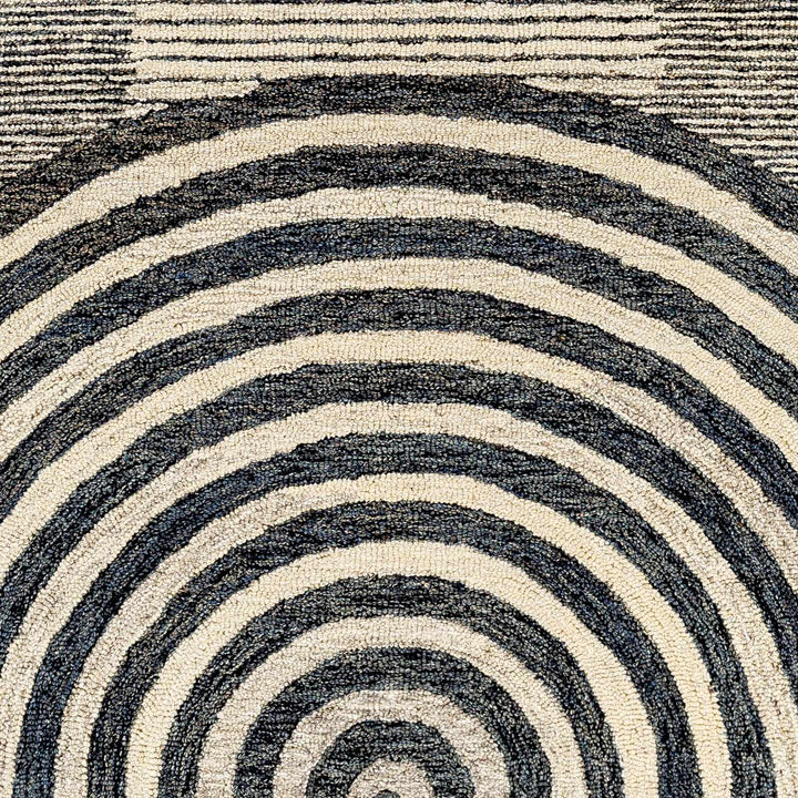 Chantesuta Contemporary Style Black And Beige Area Rug - The Rug Decor