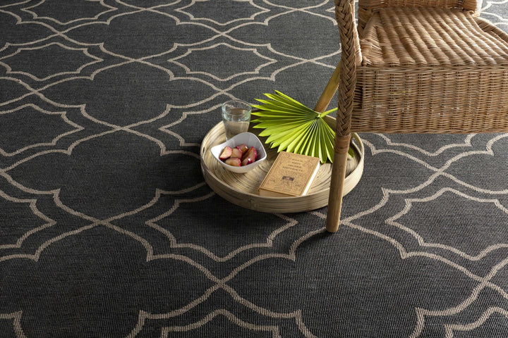 Charcoal and Beige Traditional Geometrical Pattern Rug - The Rug Decor