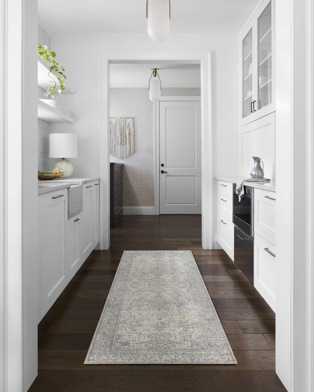 Charcoal And White Traditional Style Area Rug - The Rug Decor