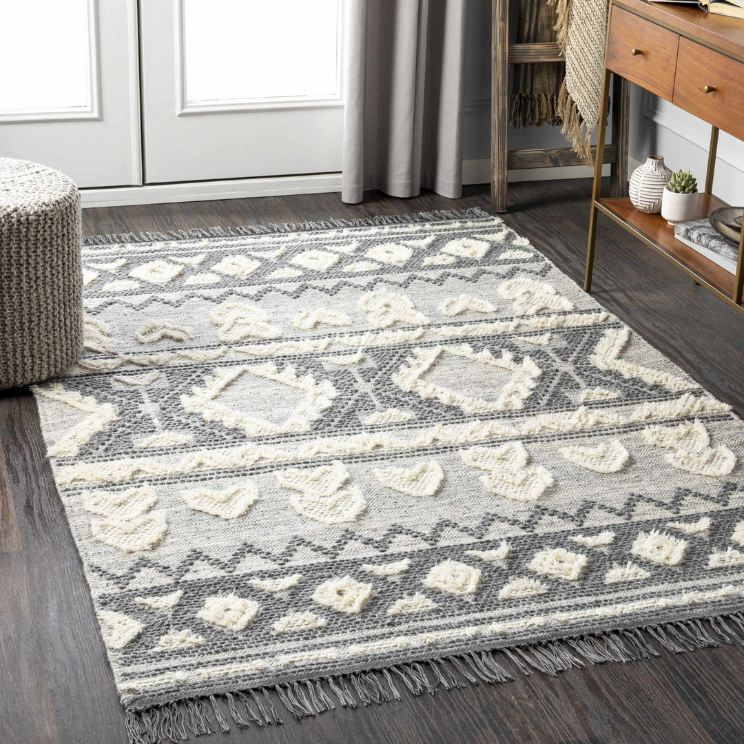 Chestnutridge Modern Style Ivory And Gray Hand Woven Area Rug - The Rug Decor
