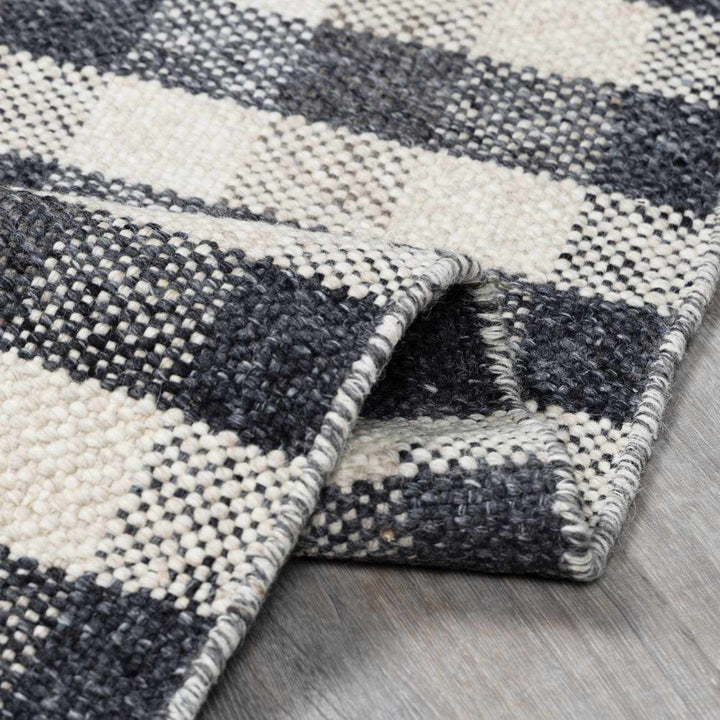 Chilliwack Modern Plaid Design Gray And Beige Wool Rug - The Rug Decor