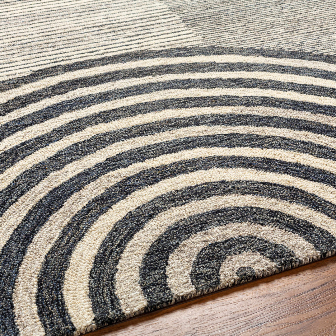 Chantesuta Contemporary Style Black And Beige Area Rug