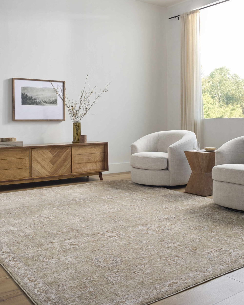 Chyron Traditional Tan And Beige Rug - The Rug Decor