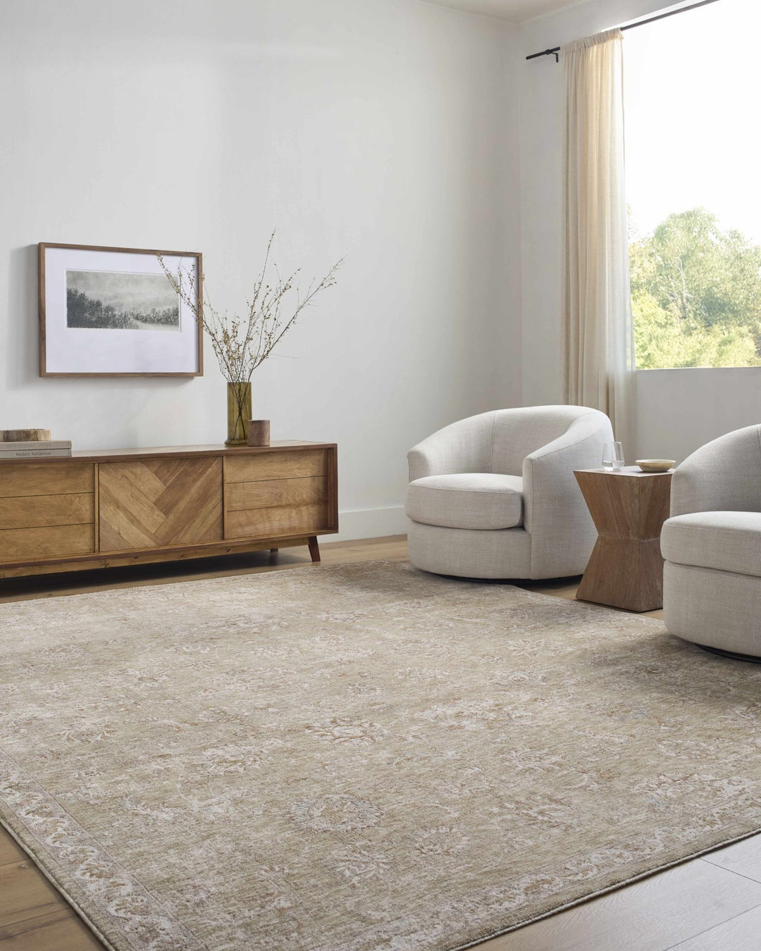 Chyron Traditional Tan And Beige Rug - The Rug Decor