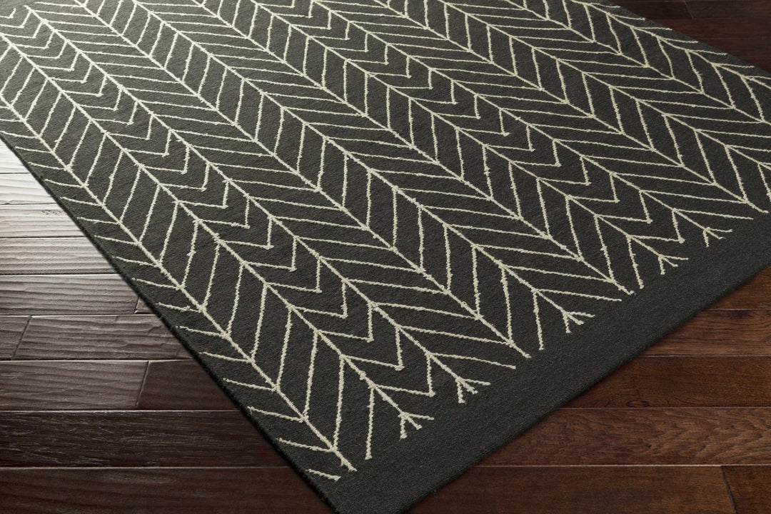 Clymer Contemporary chevron Design Black Rug - The Rug Decor
