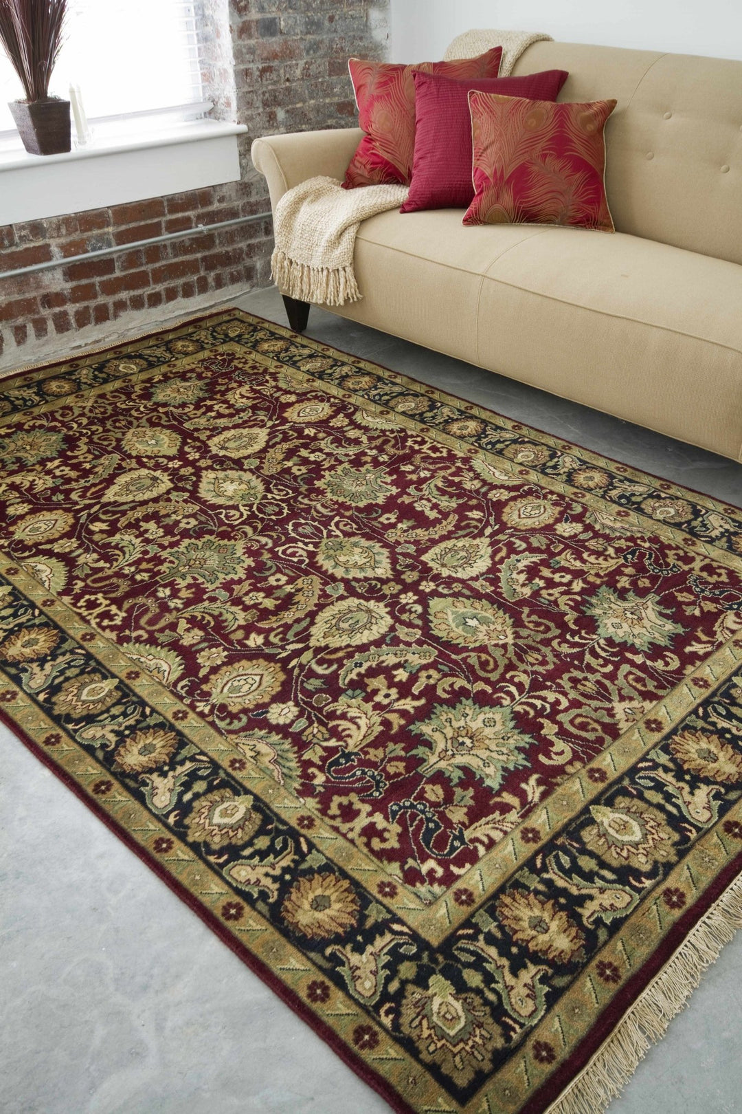 Coalinga Traditional Floral Design Red And Beige Wool Area Rug - The Rug Decor