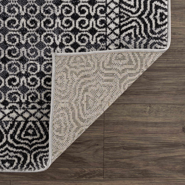 Coledale Modern Geometric Design Black & White Washable Rug - The Rug Decor