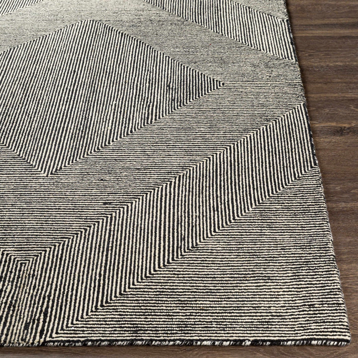 Conshohocken Contemporary Geometrical Black And Gray Rug - The Rug Decor