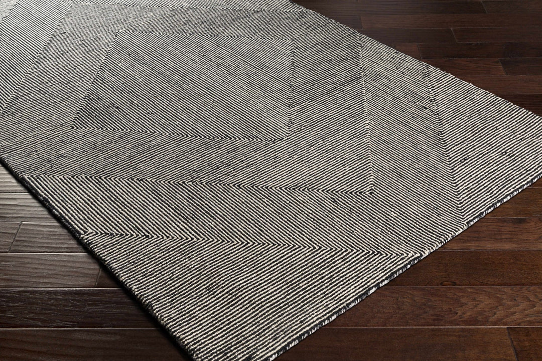 Conshohocken Contemporary Geometrical Black And Gray Rug - The Rug Decor
