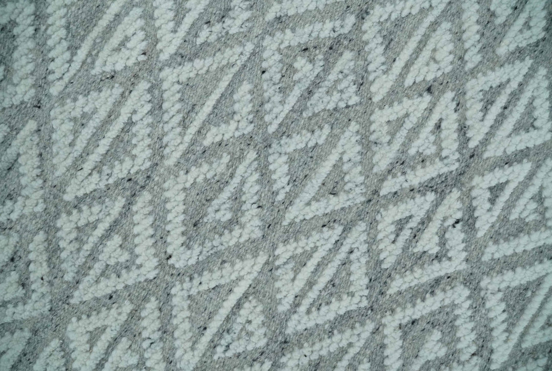 Contemporary 8x10 carved pattern Ivory and Gray hand knotted wool rug - The Rug Decor